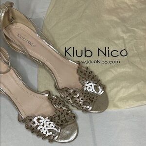 Klub Nico Women's Elegant Champagne Sandal Wedges